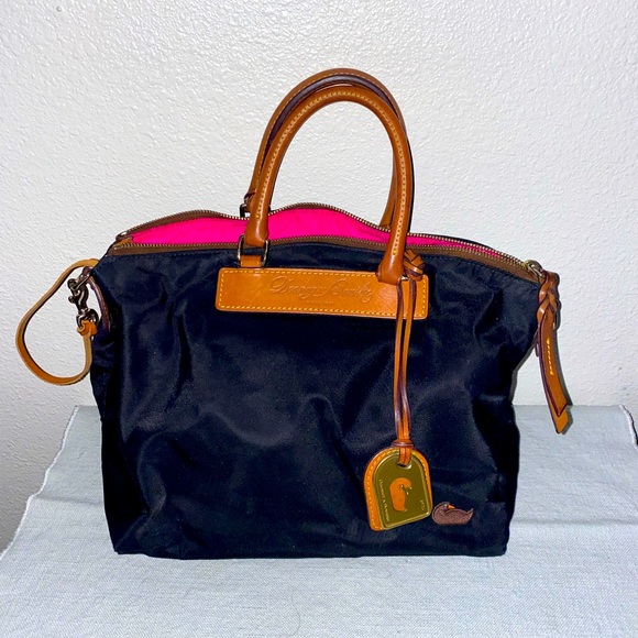 Dooney & Bourke Handbags - Dooney & Bourke Black Shoulder Purse